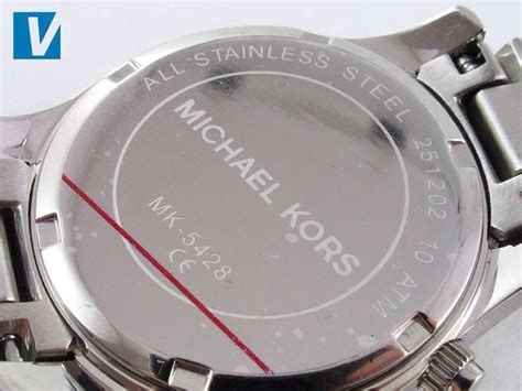 how to spot a Michael Kors Watch